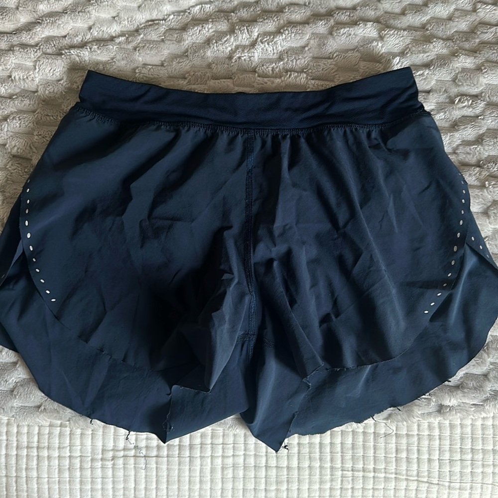 Lululemon find your pace short 3” inseam